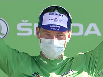 Bennett takes first Tour de Fr...